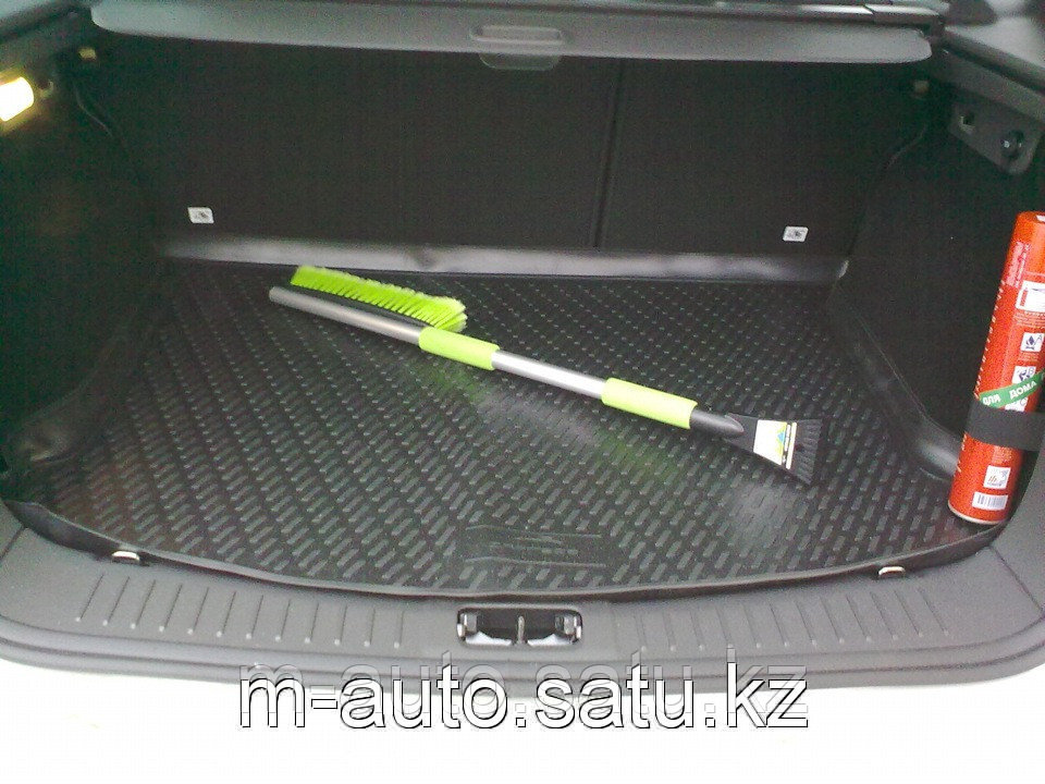 Коврик багажника на Mitsubishi Pajero 3/Митсубиши Паджеро 3 - фото 6 - id-p3156572