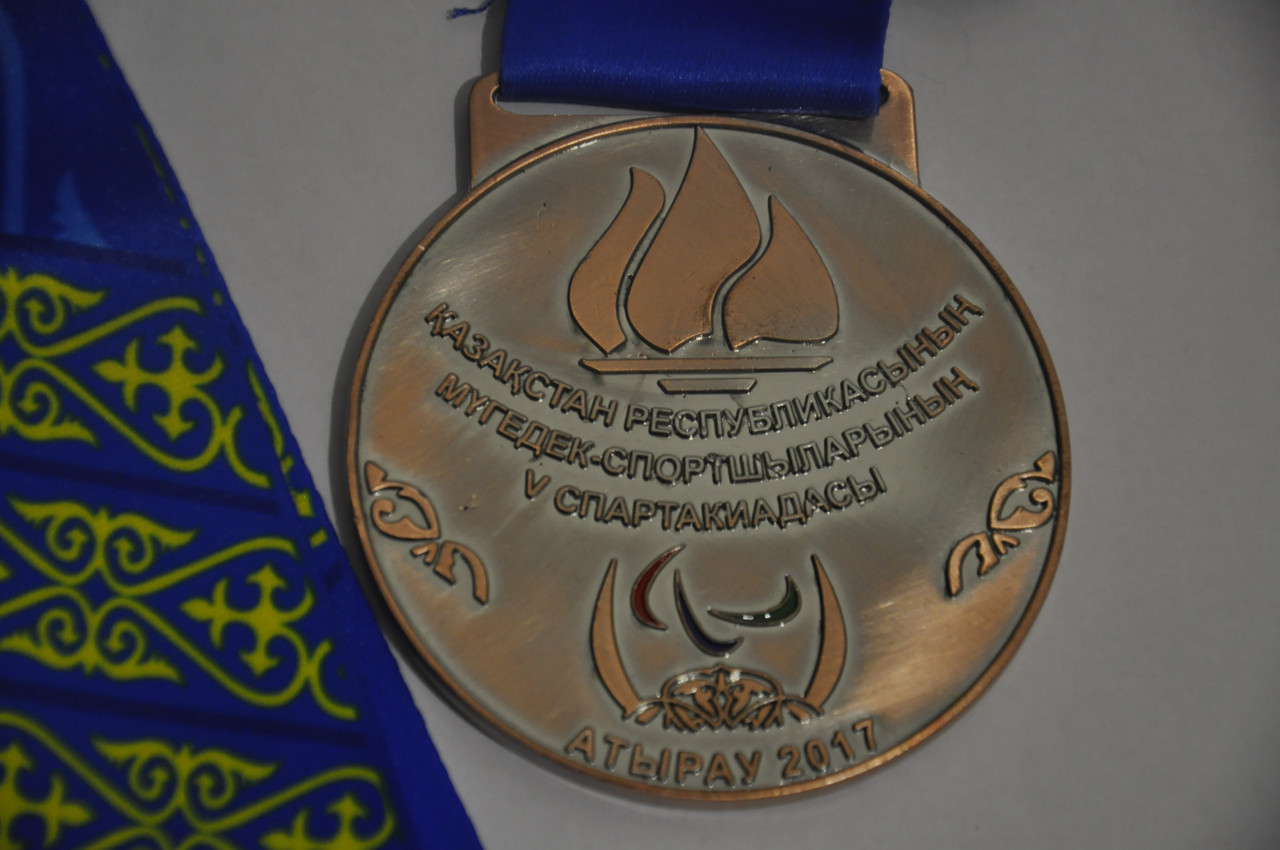 Паралимпийская медаль - фото 1 - id-p48620424