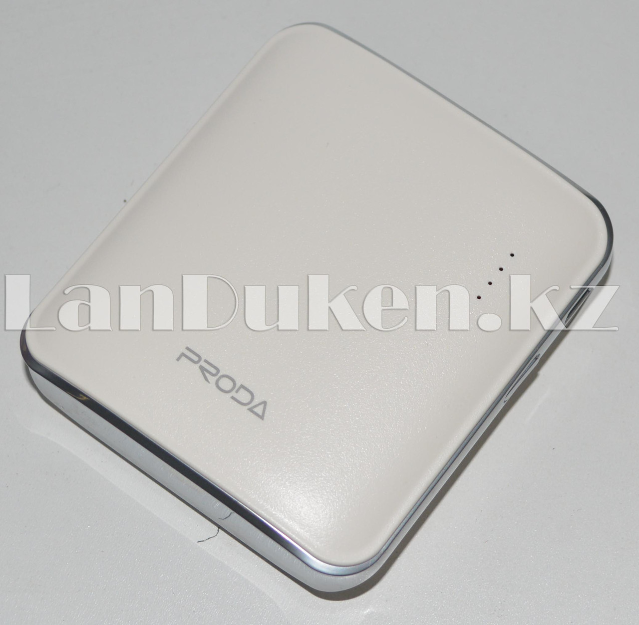 Портативное зарядное устройство Proda MINK Power Bank 5000 mAh (белый) - фото 8 - id-p48648139