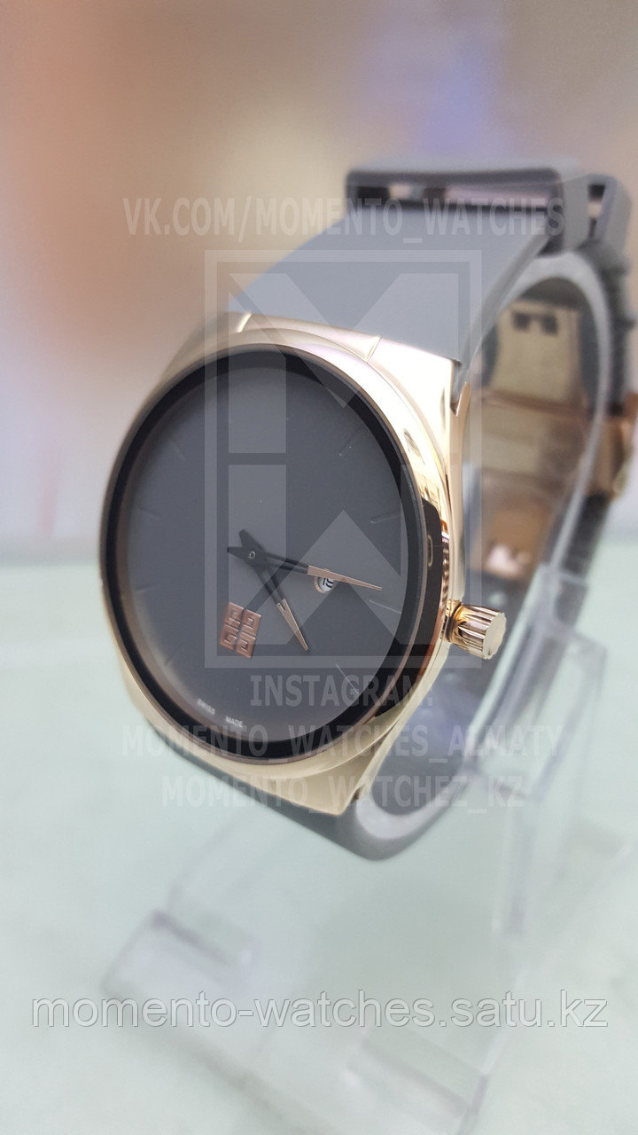 Часы Givenchy