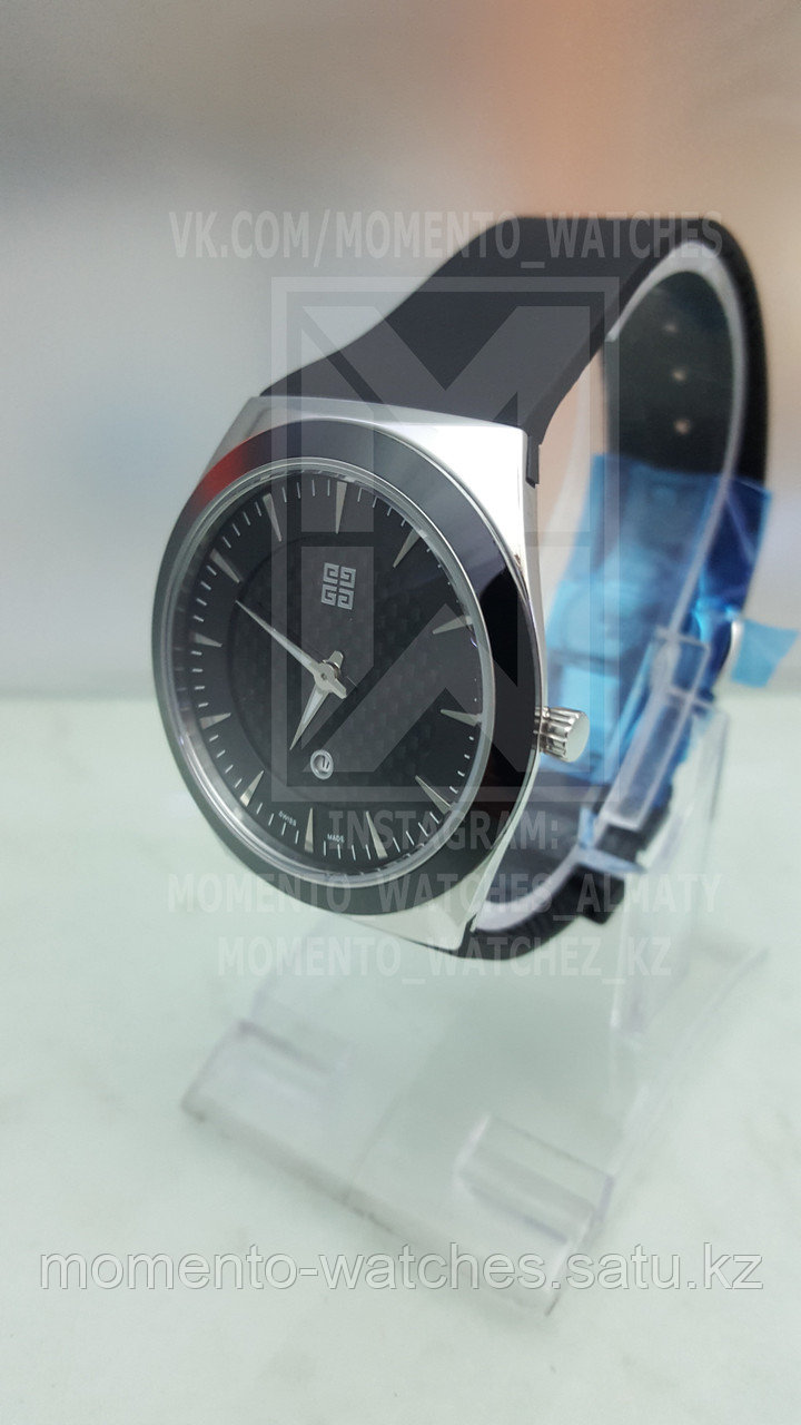 Часы Givenchy