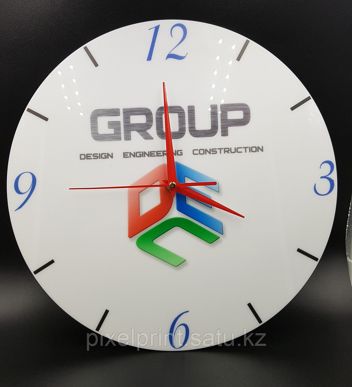 Настенные часы с логотипом компании - фото 1 - id-p48755847