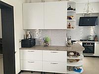 Белый кухонный гарнитур