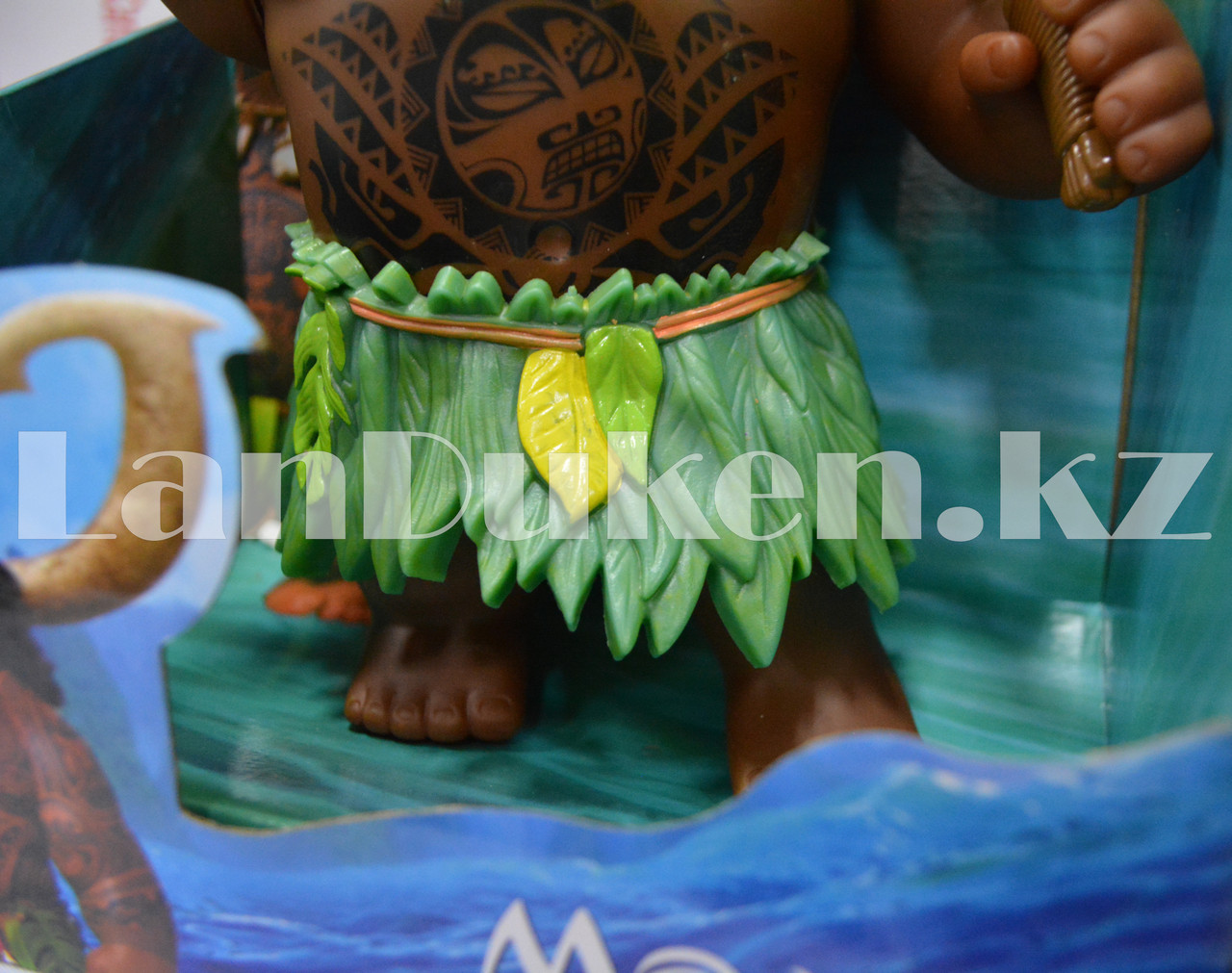 Музыкальная кукла полубог Мауи с крюком (высота 21 см) - фото 3 - id-p48805997