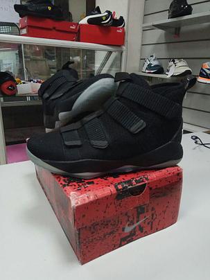 Баскетбольные кроссовки Nike Lebron James XI (11) Zoom Soldier Black, фото 3