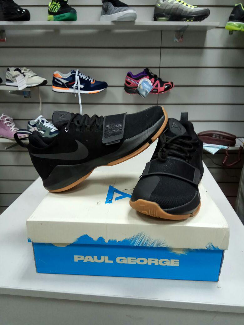 Баскетбольные кроссовки Nike PG1 from Paul George Black