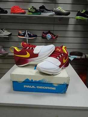 Баскетбольные кроссовки Nike PG1 from Paul George бело-красные, фото 1