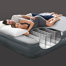 Двуспальная надувная кровать со встроенным насосом, Intex 67770, фото 2