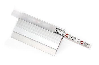 Алюминиевый профиль для подсветки с рассеивателем (для ступеней  HC-630 51х25)  2М