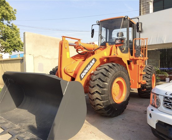 Фронтальный погрузчик Doosan DL505 аренда