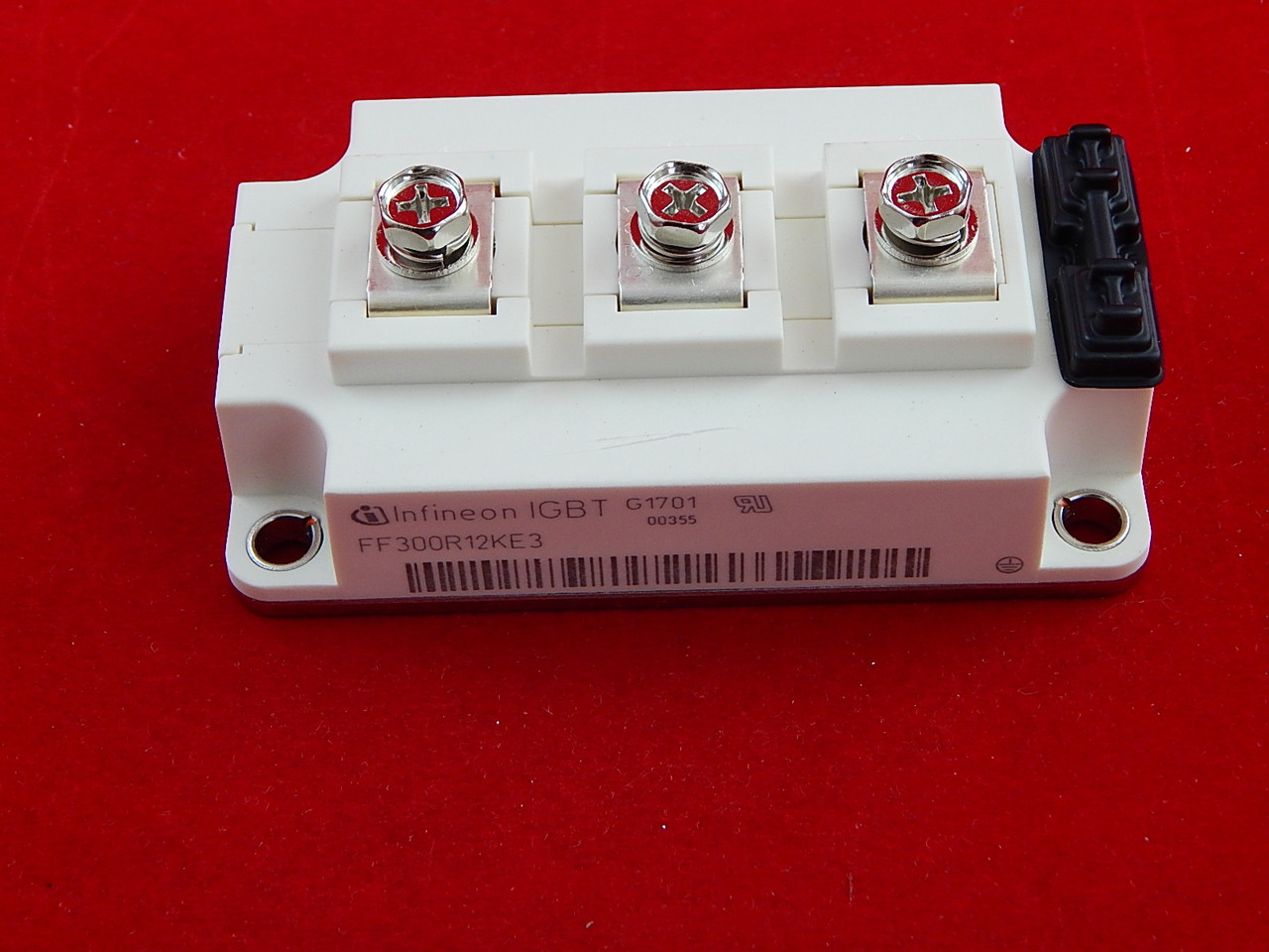 Транзисторный модуль FF300R12KE3 - фото 1 - id-p49159116