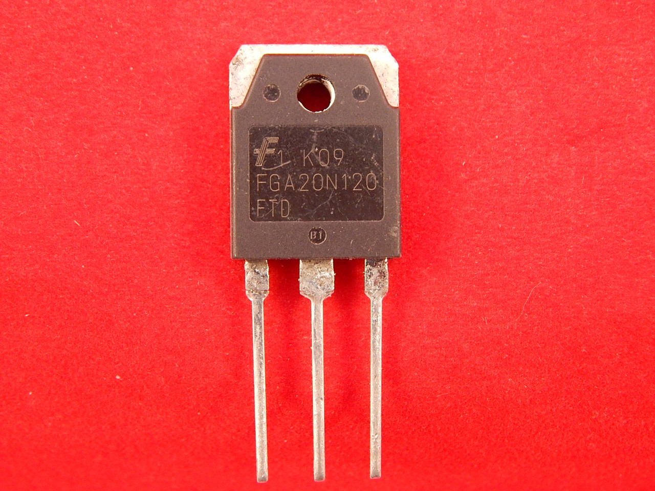 FGA20N120 Транзистор - фото 1 - id-p49159118