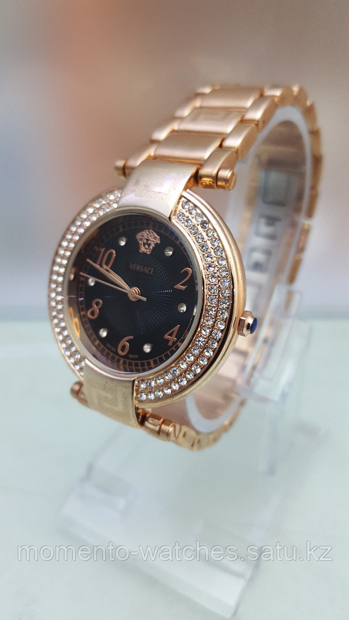 Женские часы Versace