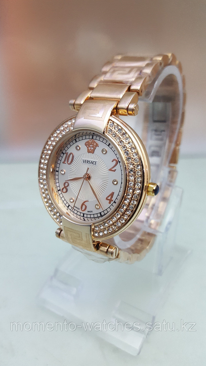 Женские часы Versace