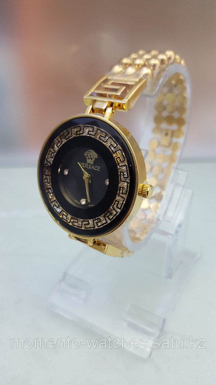 Женские часы Versace