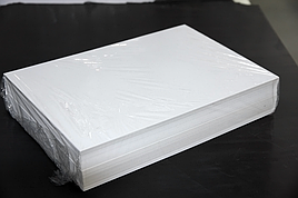 Самоклеющийся пластик для фотокниг ПВХ / PVC (31х45) 0.5мм