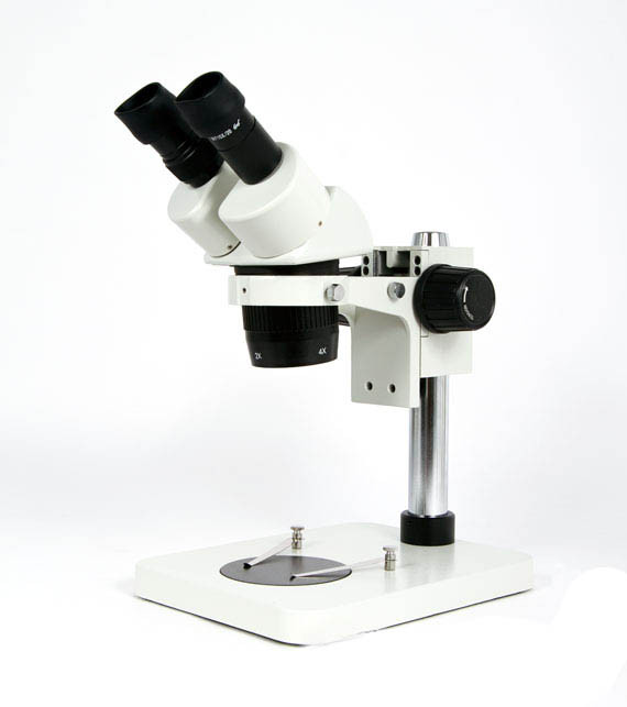 Бинокулярный микроскоп с подсветкой