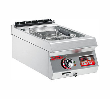 ЭЛЕКТРИЧЕССКАЯ ФРИТЮРНИЦА С ОДНОЙ ВАННОЙ ЕМКОСТЬЮ 9 Л. (ЭЛЕКТРОННОЕ УПРАВЛЕНИЕ) Angelopo