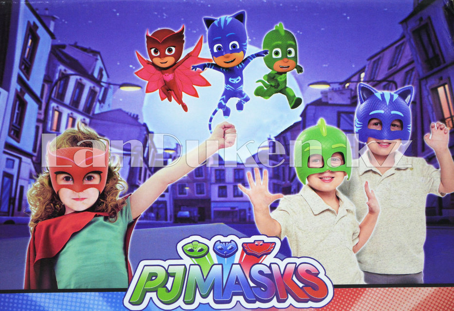 военкоматта анусты тексереді Әйелдердің үлкен кеуделері