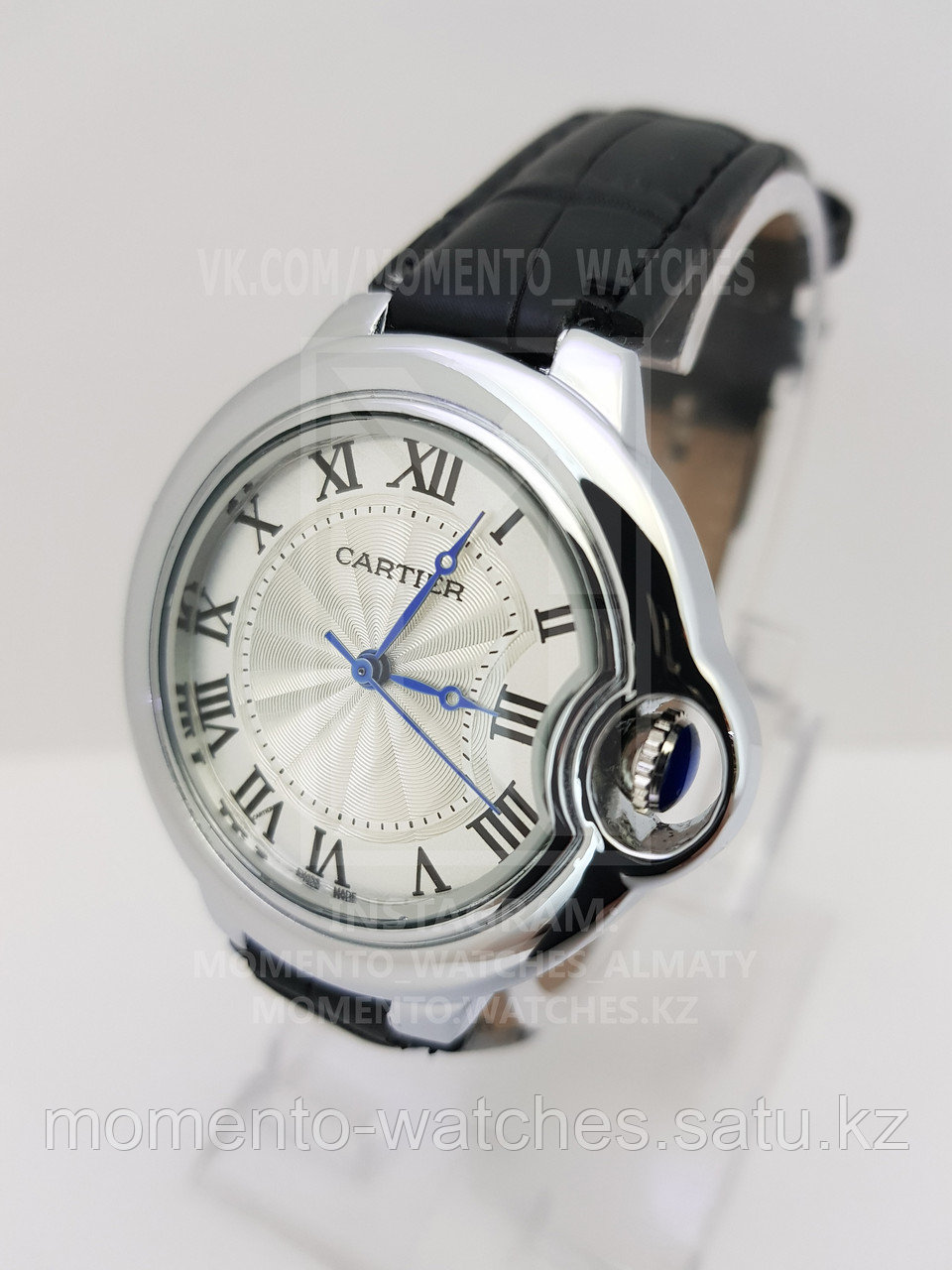 Женские часы Cartier