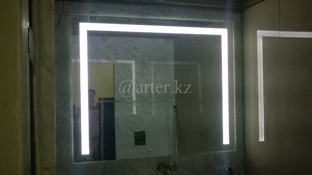 Зеркала с LED-подстветкой и пескоструйным рисунком, 1000(Ш)х800(В)мм