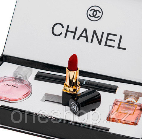 Подарочный набор из 5 предметов Chanel Present Set