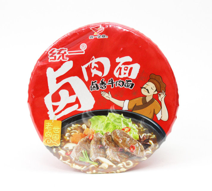 Үстел басында әйелдің жеке мастурбациясы