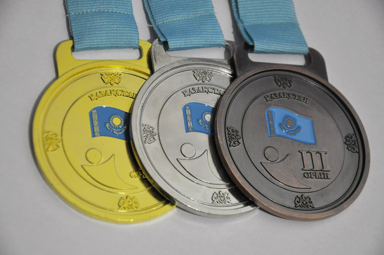 Медали с надписью Qazaqstan с лентой 65 мм - фото 1 - id-p49272619