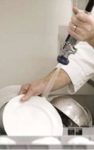 Средства для мытья посуды ручным методом