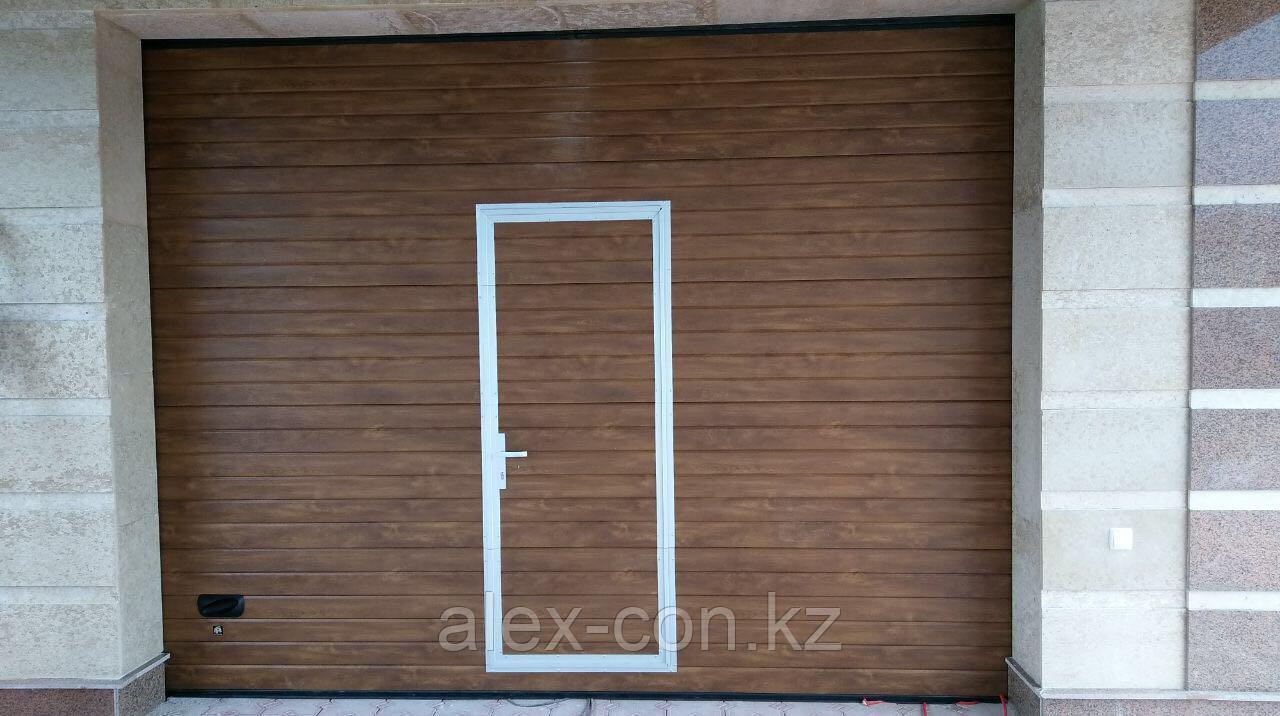 Секционные ворота с калиткой - фото 1 - id-p49808592