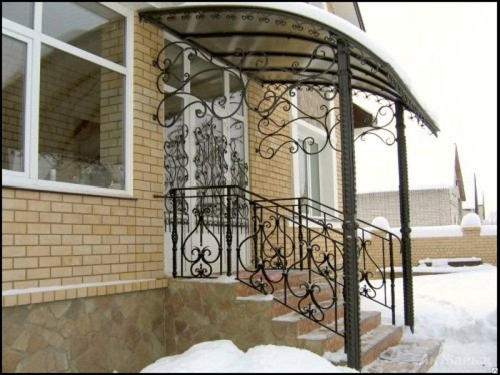 Козырек металлический с поликарбонатом