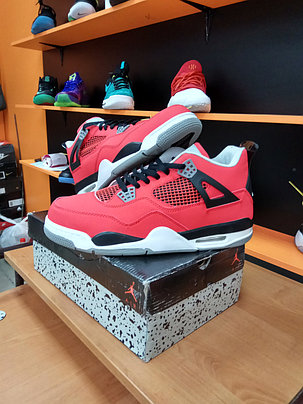 Баскетбольные кроссовки Nike Air Jordan IV (4) Retro , фото 2