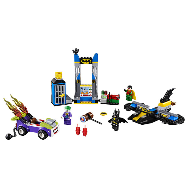 Lego Juniors Нападение Джокера на Бэтпещеру 10753