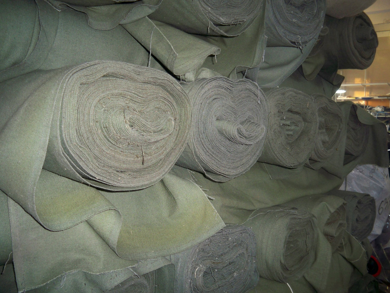 Авизент 5032. Плотная ткань пропитанная специальным составом. Плотная ткань пропитанная специальным составом. Пв парусина льняная. Брезент 11252 скпв.