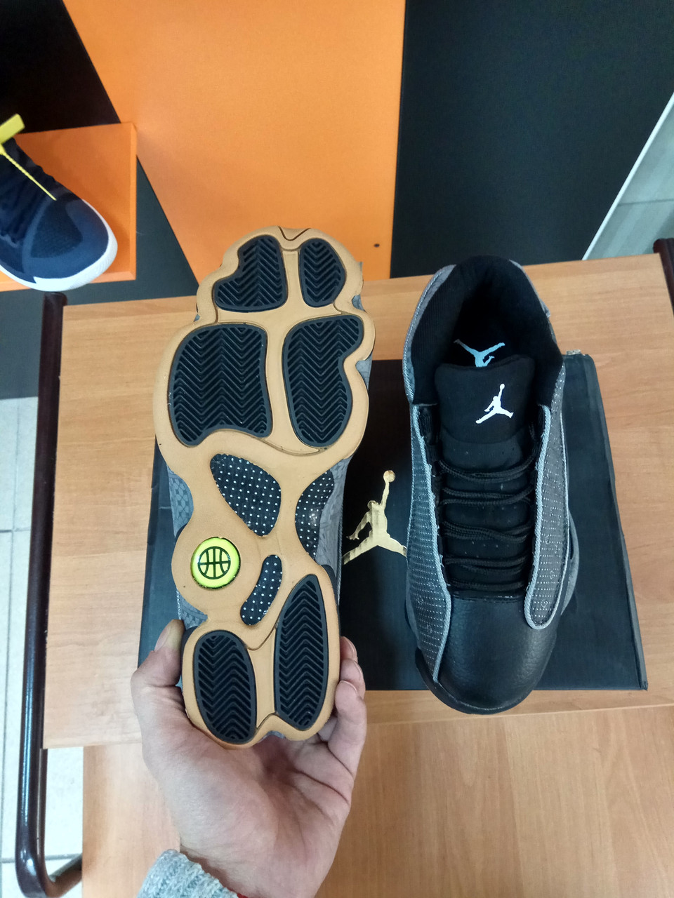 Баскетбольные кроссовки Nike Air Jordan low XIII (13) Retro - фото 4 - id-p49945388