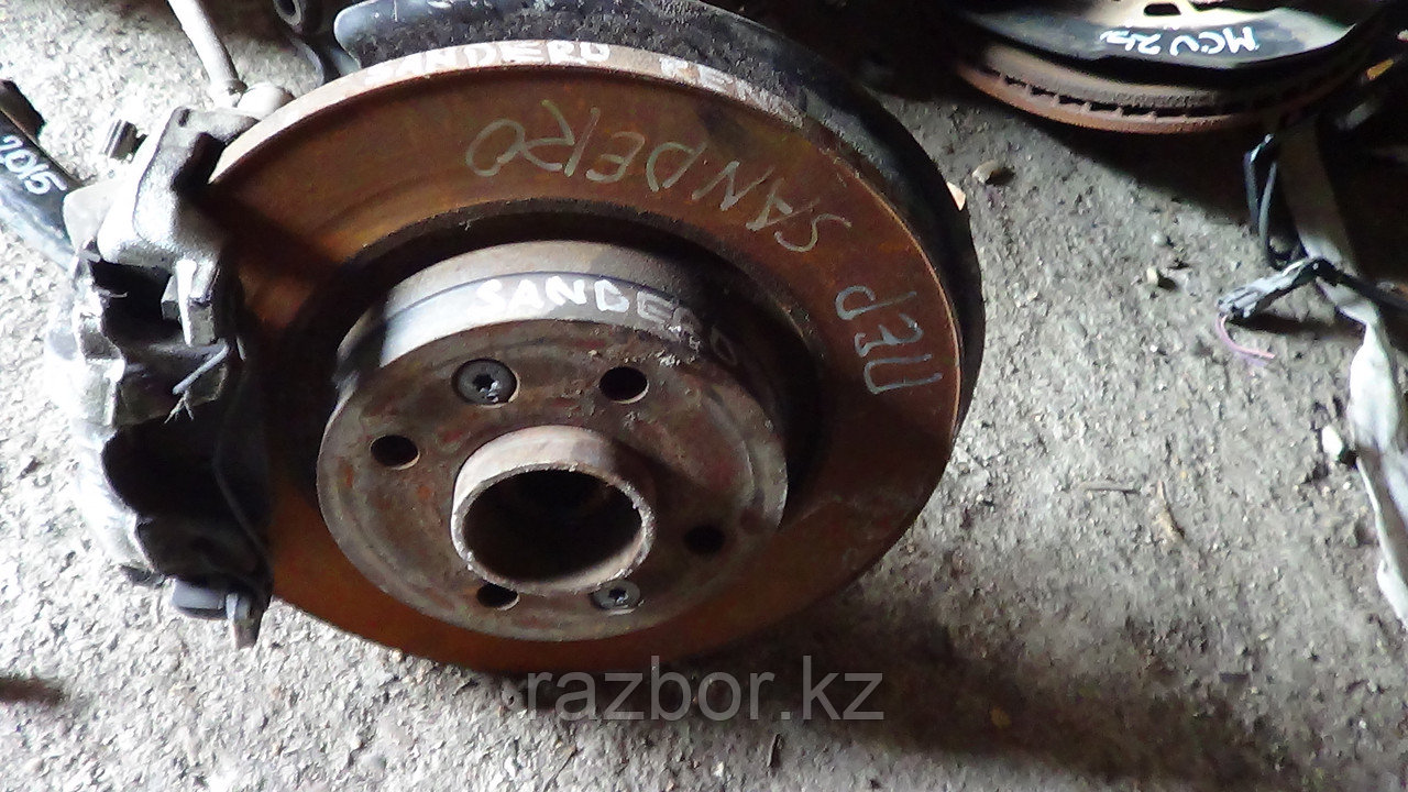 Ступица Renault Sandero II левая передняя
