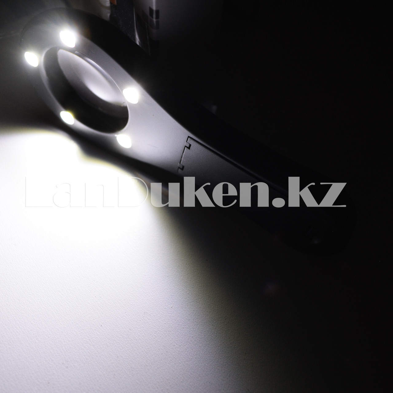 Ручная мини лупа со светодиодной подсветкой 3 режима - фото 3 - id-p50031954