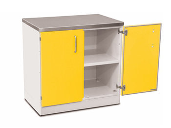 Шкаф медицинский с полками для хранения инструментов и перевязочного материала