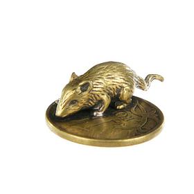 Сувенир из латуни "Кошельковая мышь на монетке" 2,5х0,7 см