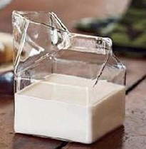 Стеклянный молочник "Tetra Pak"