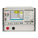 Fluke 6105A/80A/CLK - основной эталон электропитания с опциями 80 A и Clock