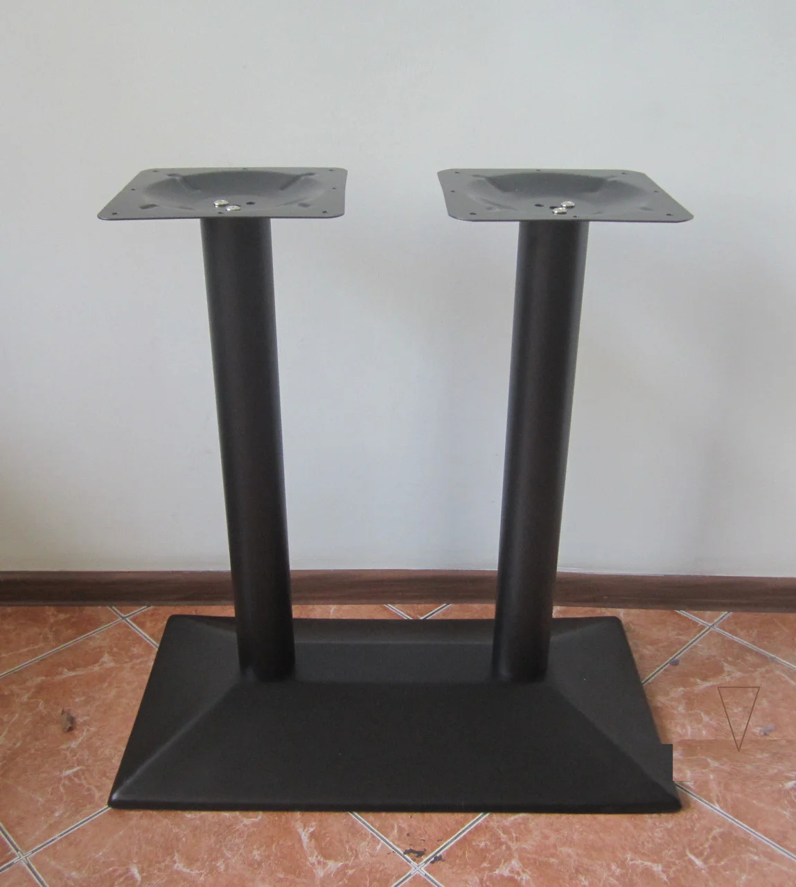 Опора стола - фото 1 - id-p36312092