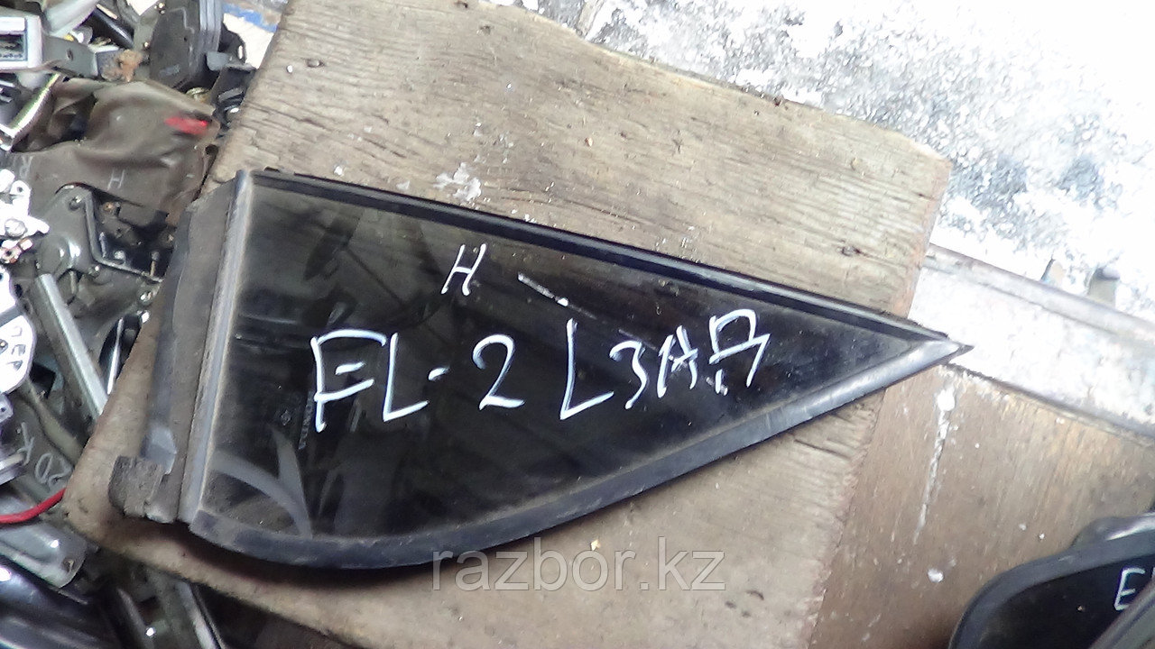 Форточка Honda Orthia левая задняя