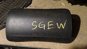 Крышка подушки безопасности Mazda Bongo Friendie