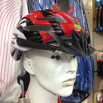 Велосипедный шлем красный