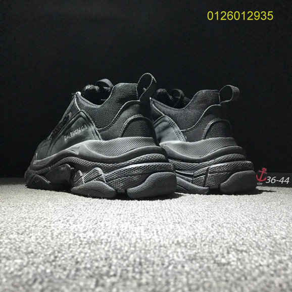 Кроссовки Balenciaga Triple S - фото 3 - id-p51289852