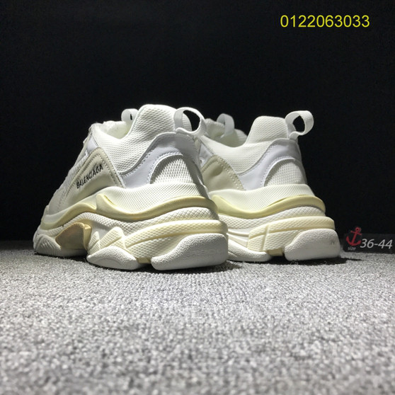 Кроссовки Balenciaga Triple S - фото 3 - id-p51289875