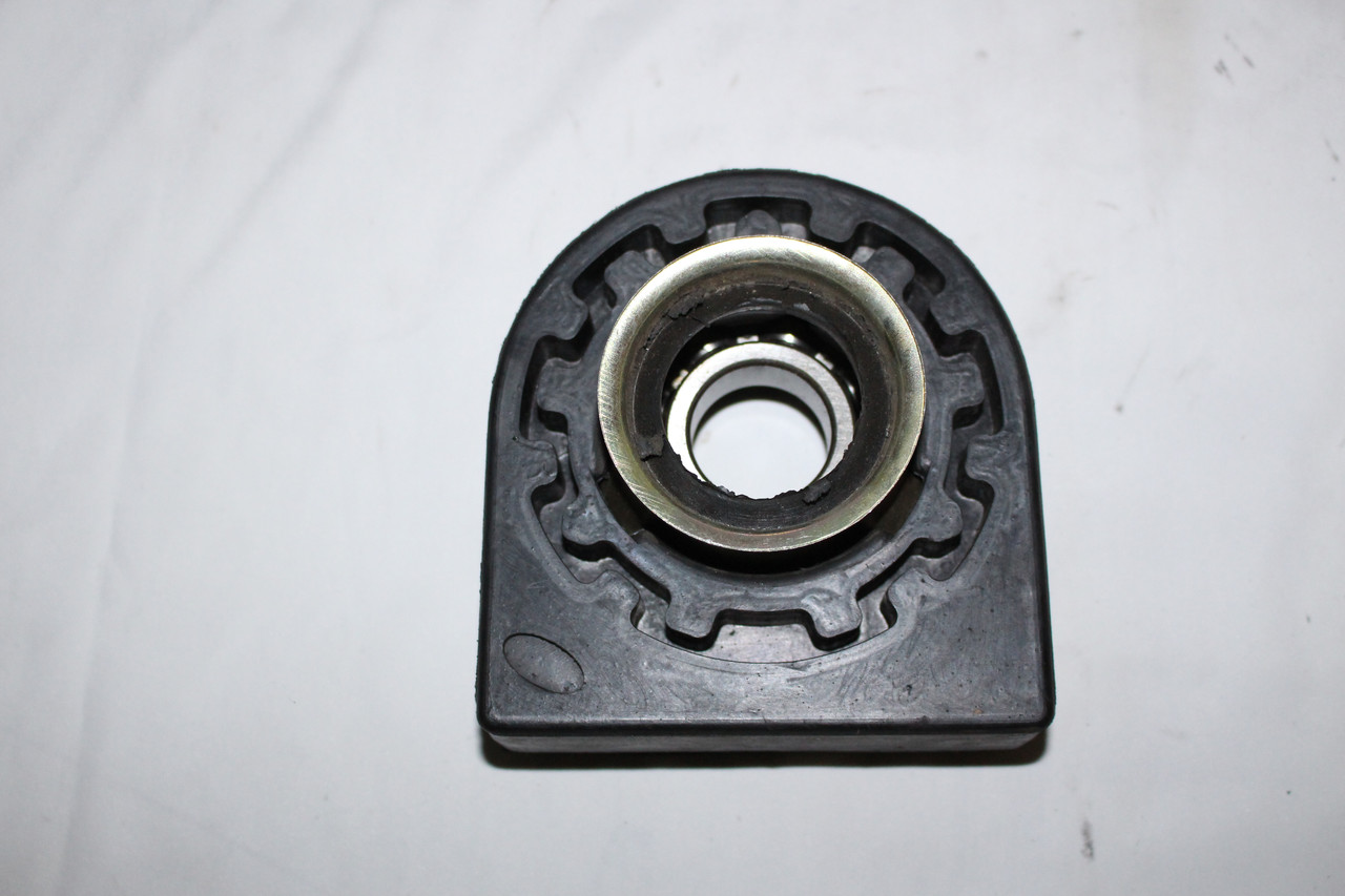 Подвесной подшипник карданного вала Isuzu NKR NHR-55 100P