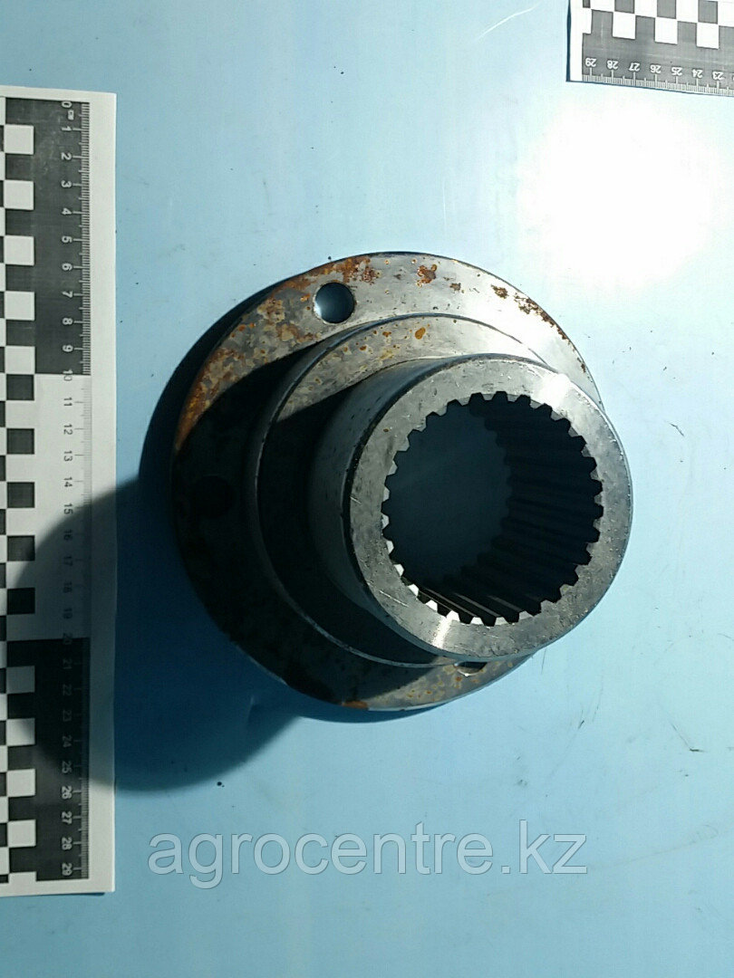 Фланец КПП FAST выходного вала D=180/шлицы=49/отверстий=4 F99900-7/9 (S03146)