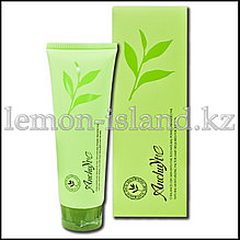 Пенка для умывания увлажняющая с экстрактом зелёного чая.